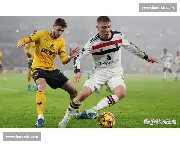 英超三强争夺埃基蒂克，曼联领跑 1 亿欧锋线战