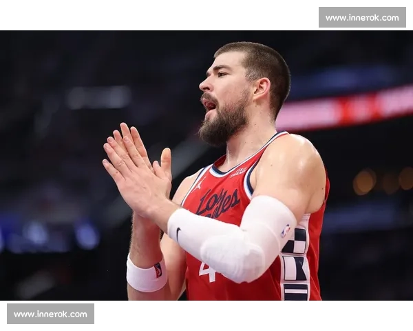 快船报价 KD！鲍威尔 + 博格丹 + 小琼斯领衔筹码，祖巴茨成非卖品