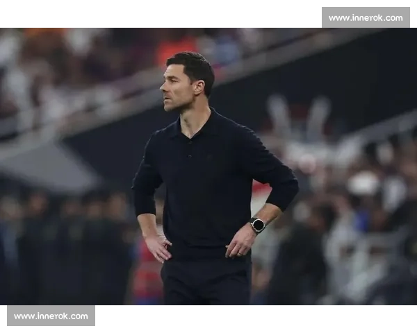 维尼修斯领衔三将抵皇马驻地 阿隆索率队冲刺世俱杯关键战 维尼修斯领衔三将抵皇马驻地 阿隆索率队冲刺世俱杯关键战