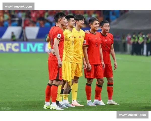 国足选帅开启年轻化转型,东亚杯启用过渡教练组 国足选帅开启年轻化转型,东亚杯启用过渡教练组